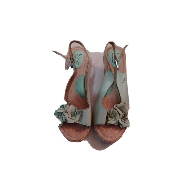 BOC Born Concept Womens Sz 9 Wedge Slingback Sandals Heels Green Flower C - Picture 6 of 8
